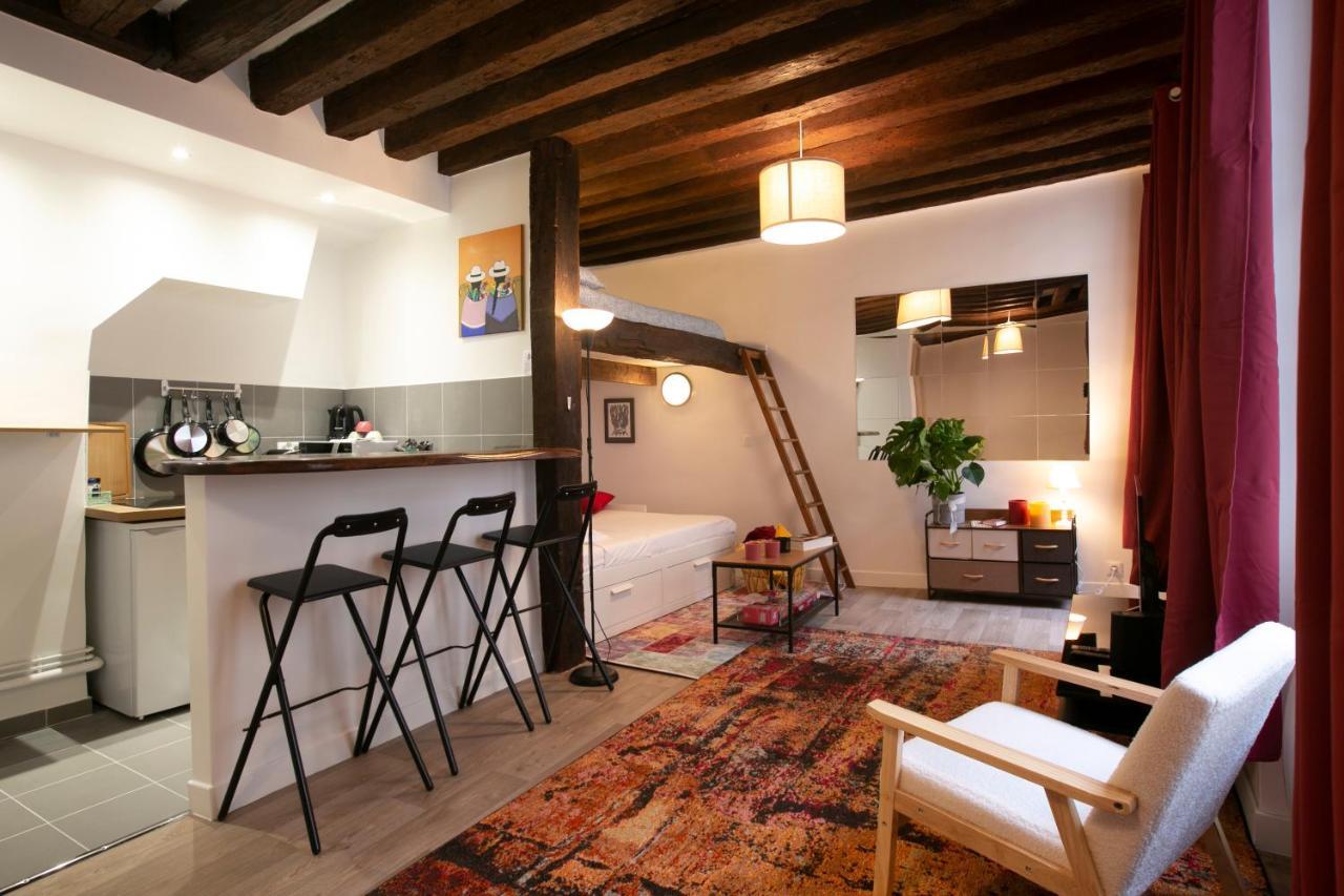 Authentic Apartment In Center Of Parisian Marais 외부 사진